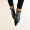 Botin Josefa en cuero y charol negro • A pedido