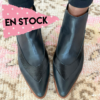 Botin Penélope cuero negro y graneado brillo