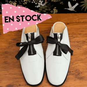 Puntilla Vera blanco graneado, cinta negra